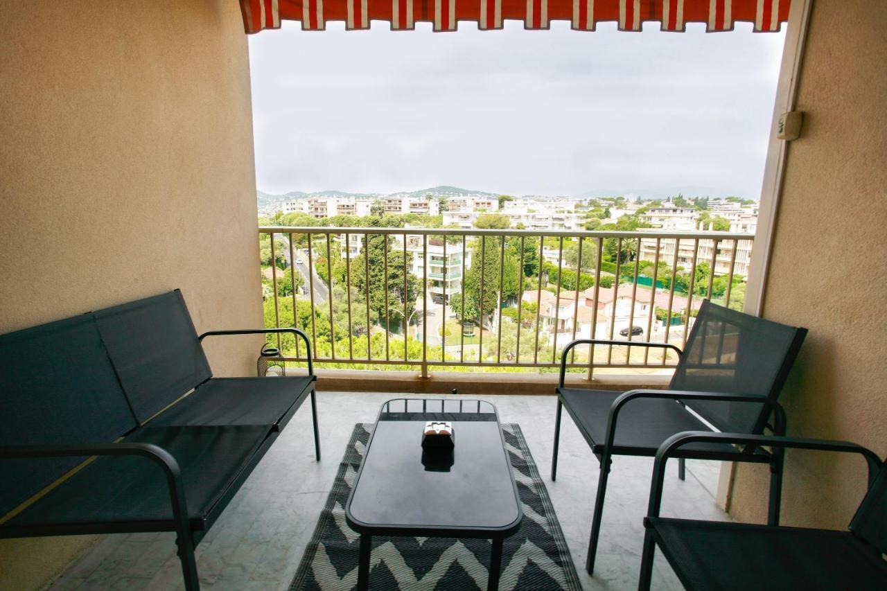 Le Tamaris - Terrasse Vue Sur Mer - Piscine, Tennis & Jardin Apartment Antibes Exterior photo